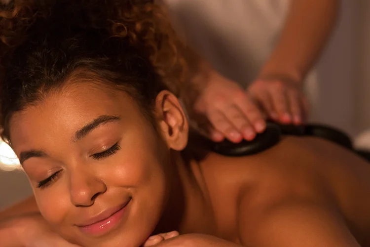 Hot Stones Back, Neck and Shoulder Massage